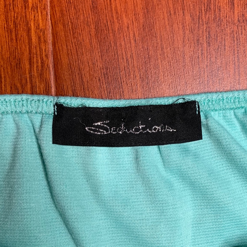 ~ Seduction Flared Tank ~ - Picture 4 of 4